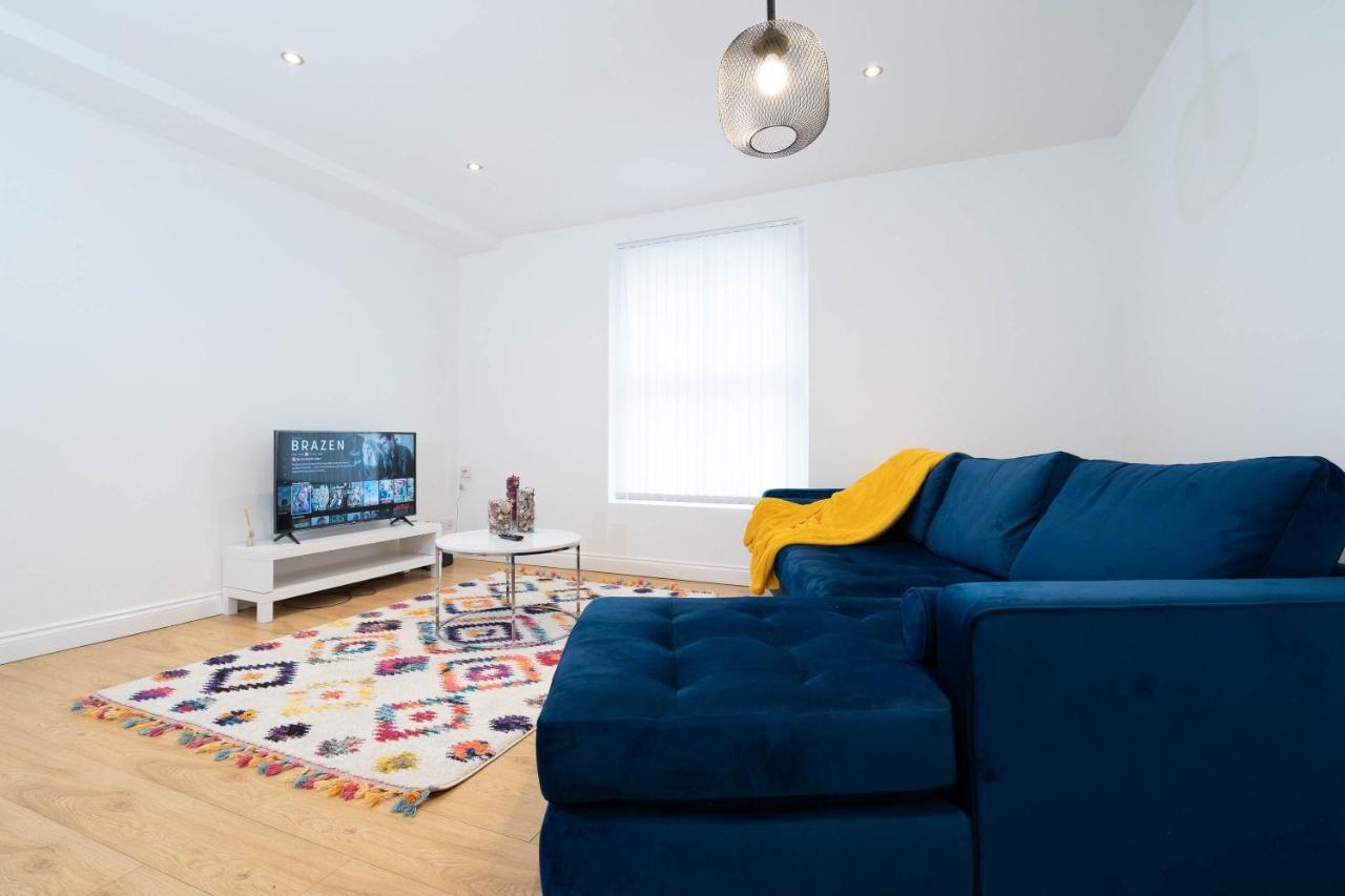 Three Bedroom Apartment- One Choice Stays Serviced Accommodation- Jewellery Quarter Бирмингем Экстерьер фото